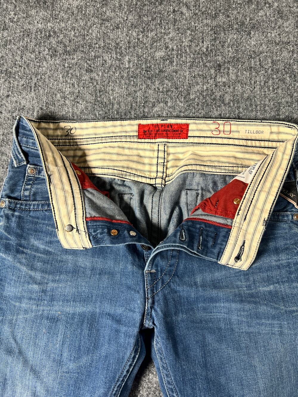 Replay Tillbor Men's Jeans W30 L34 Straight Leg Button Fly Distressed Blue Denim